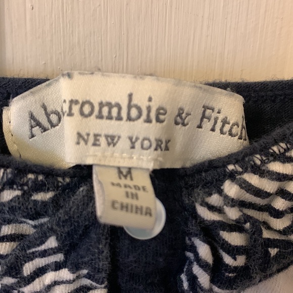 Abercrombie and Fitch top - Picture 5 of 5